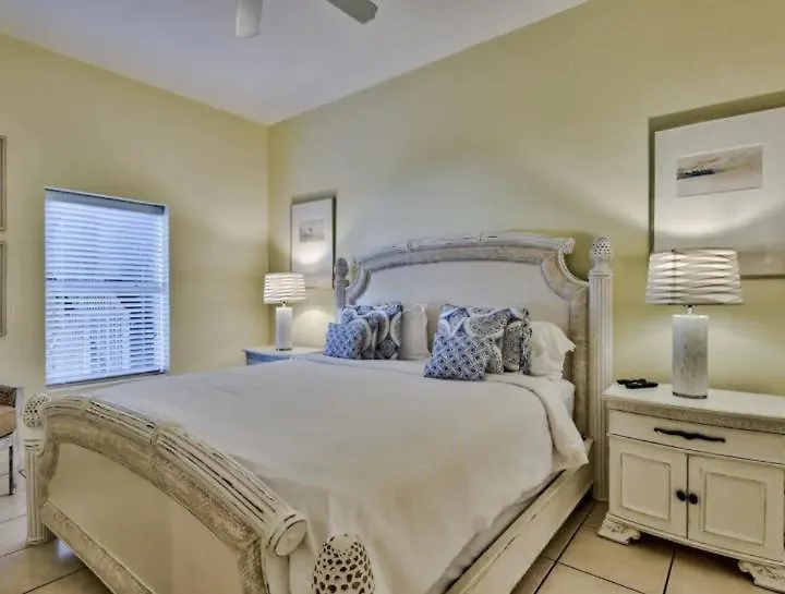 Bodacious Beach Retreat Condo In Destin 0*,  United States